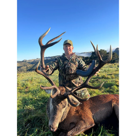 STAG WHISPERER - ROARING HORN (GREEN)